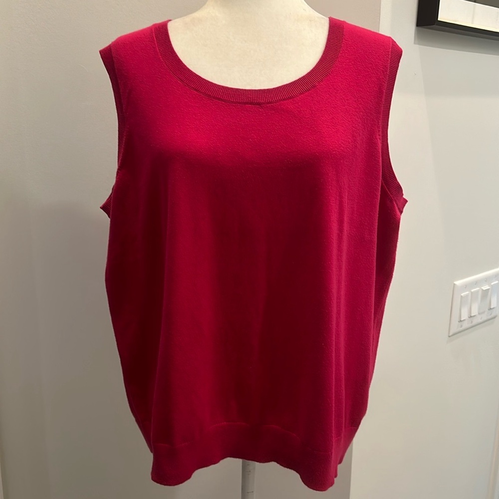 Talbots woman sleeveless knit sweater vest in fuchia pink. Size 3X P.